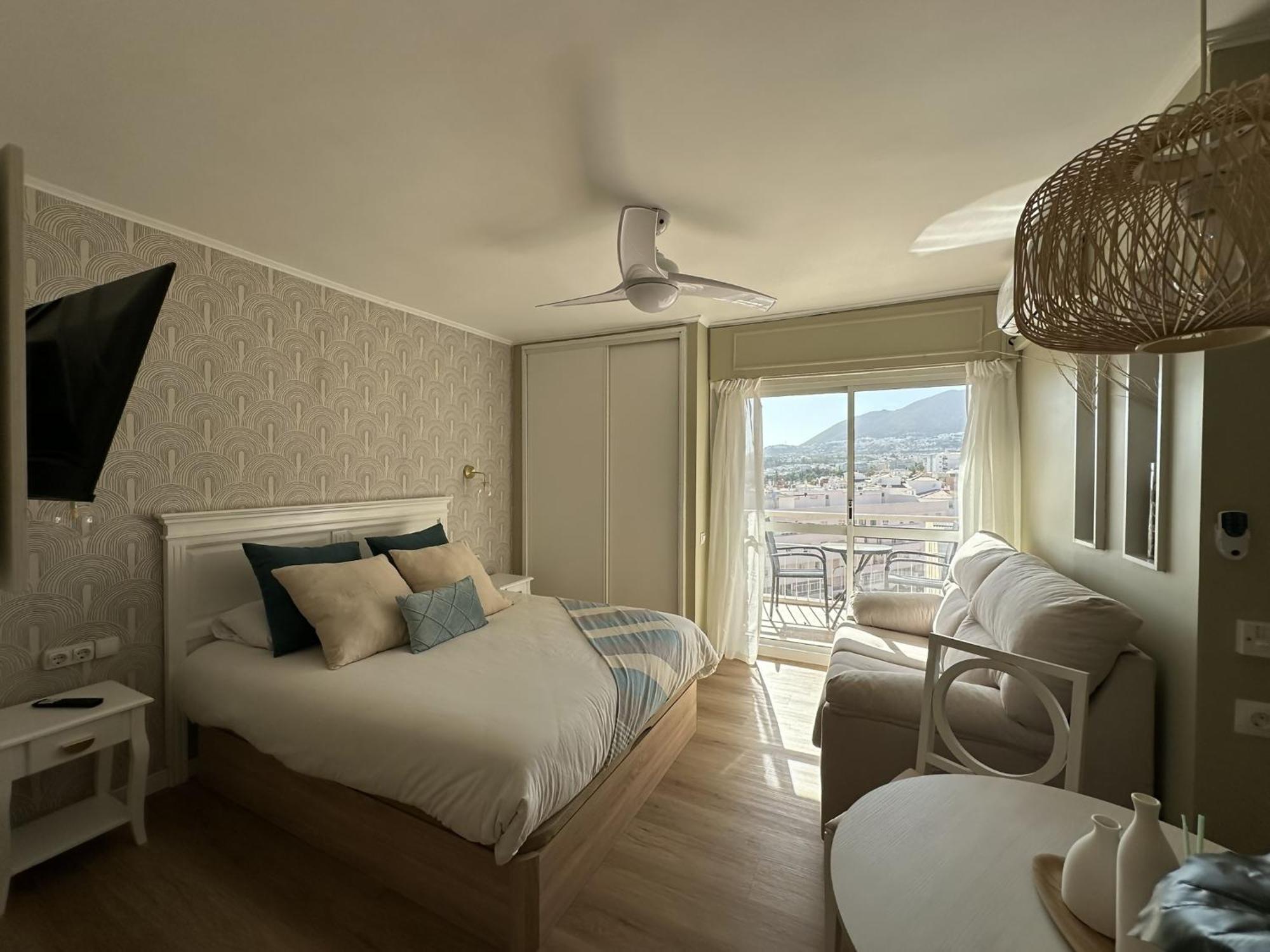 Estudio Agata Con Piscina A 800M De La Playa เบนัลมาเดนา ภายนอก รูปภาพ